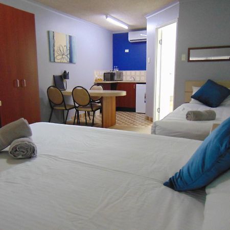 Rockhampton Court Motor Inn Экстерьер фото